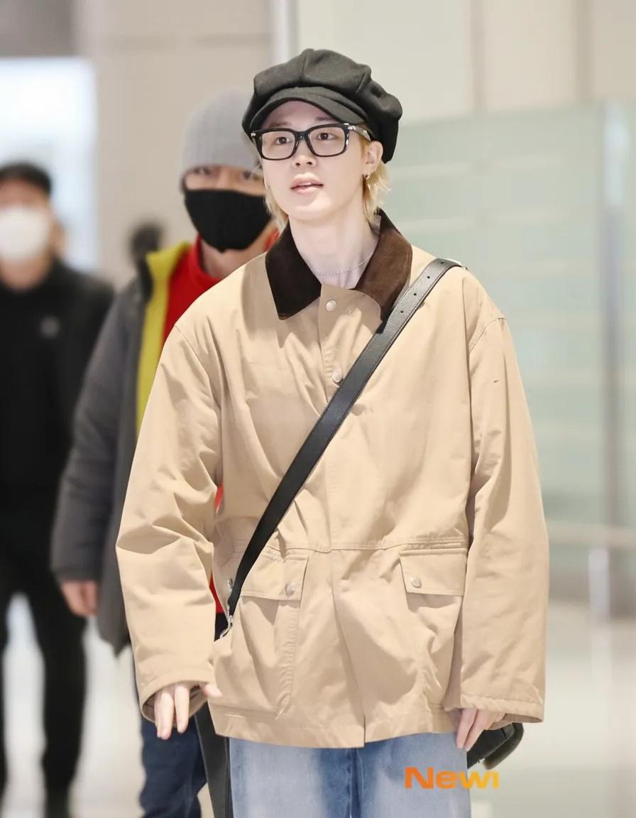 Jimin airport look in casual tan jacket