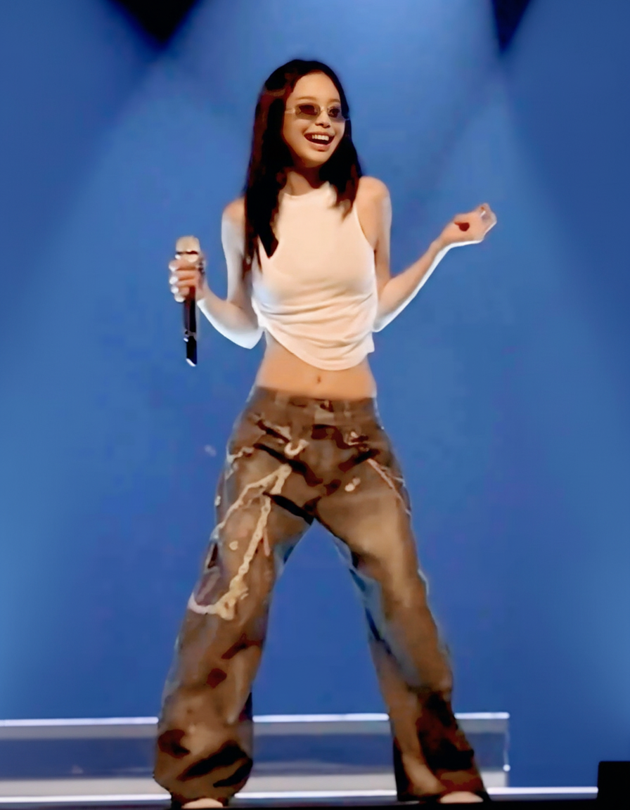 Jennie outfit decode